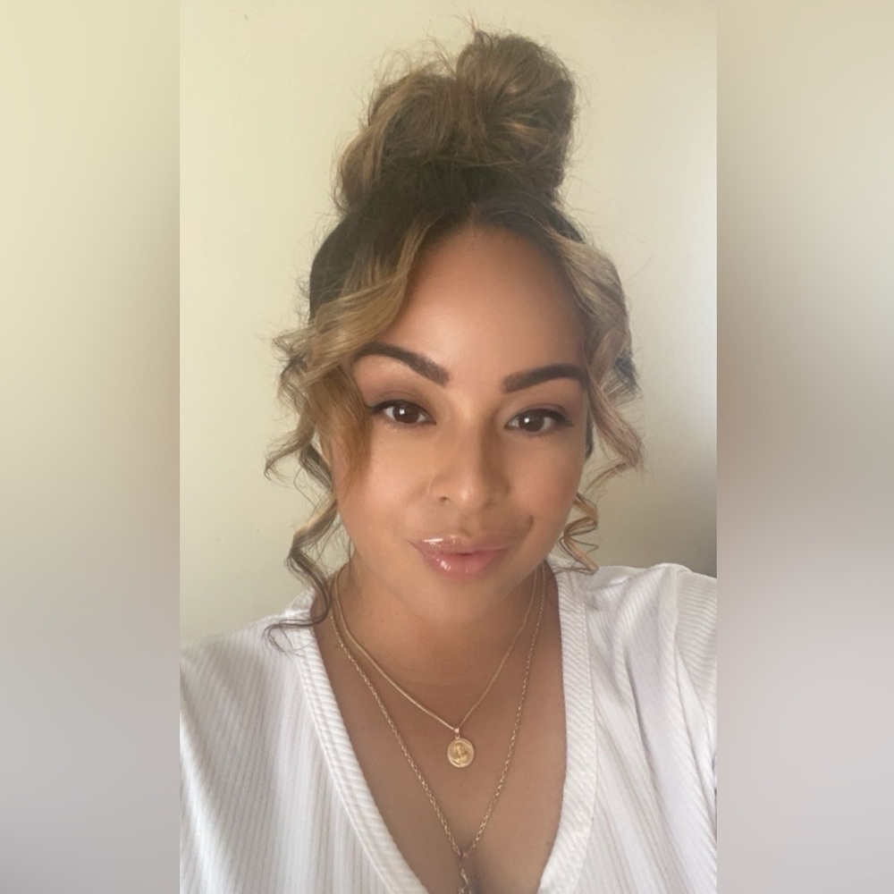 Meet your Posher, Kelly